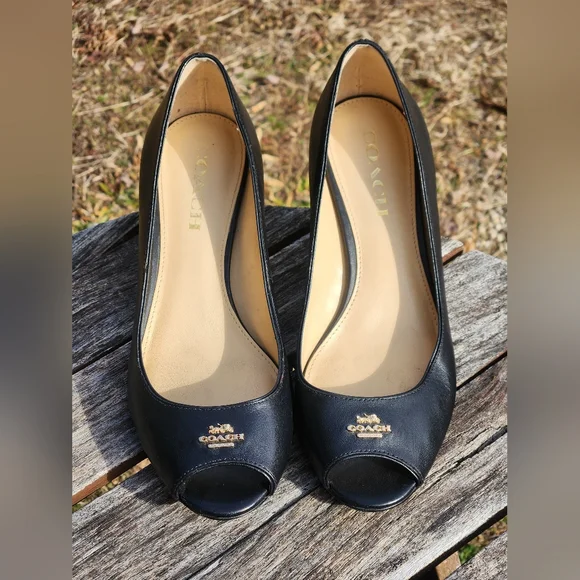 Coach Elegant Black Wedge Heels 7.5 - Picture 4 of 6